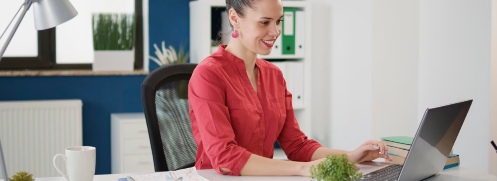centro de negocios en sevilla, alquiler de despachos, alquiler de oficina, alquiler de despachos por horas, alquiler de salas, alquiler de aula de formación